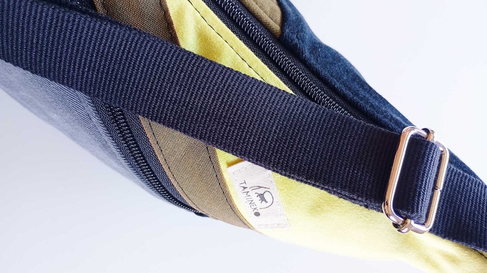 Bolso Banano Gris y Amarillo - Imagen 3