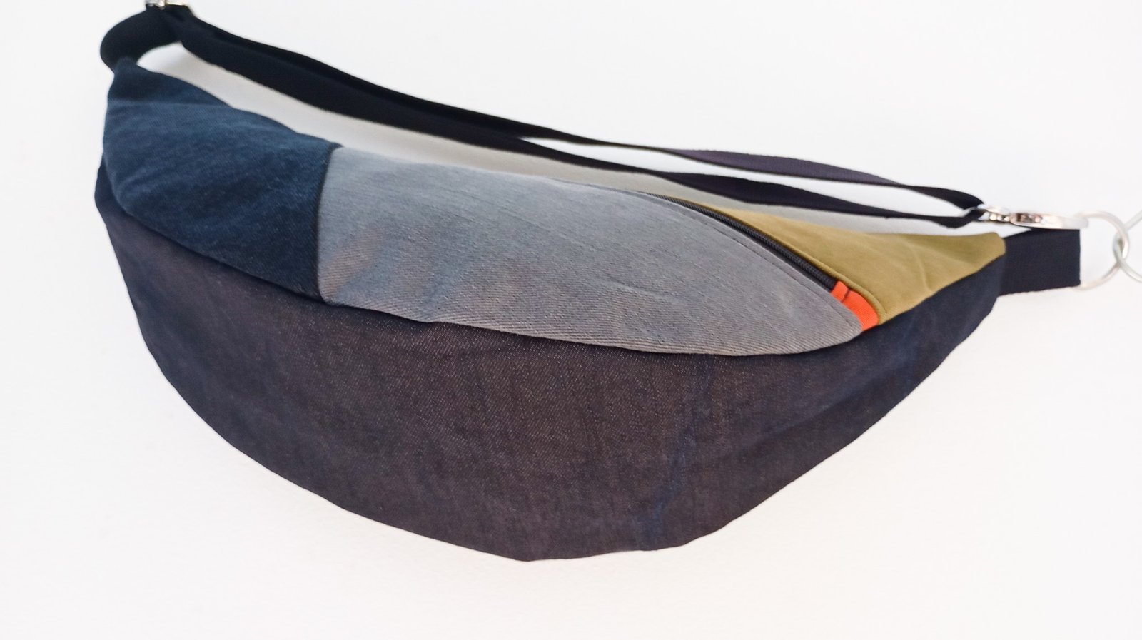 Bolso Banano Gris y Amarillo - Imagen 5